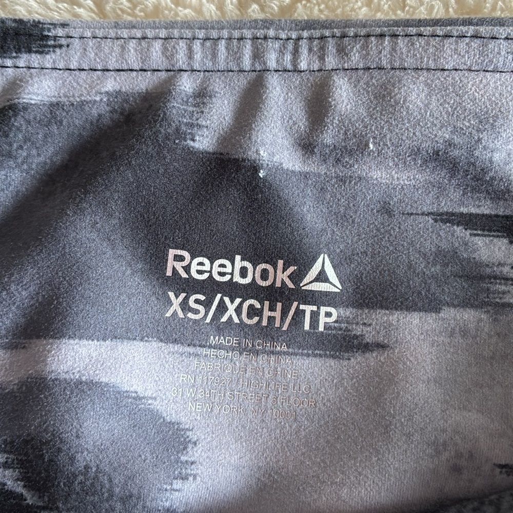 Reebok Leggings Women’s XS Black Gray Camo Stretch Activewear - Picture 12 of 12